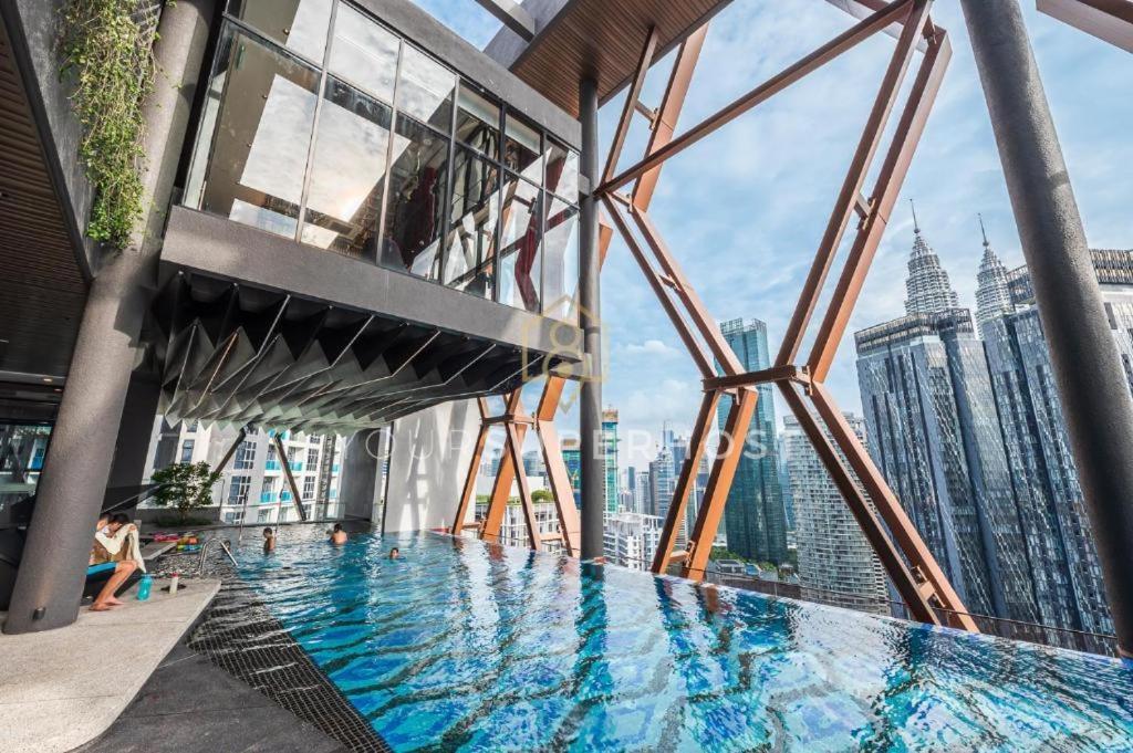 Scarletz Suites Twin Tower Klcc Kuala Lumpur By Okidoki Exteriér fotografie