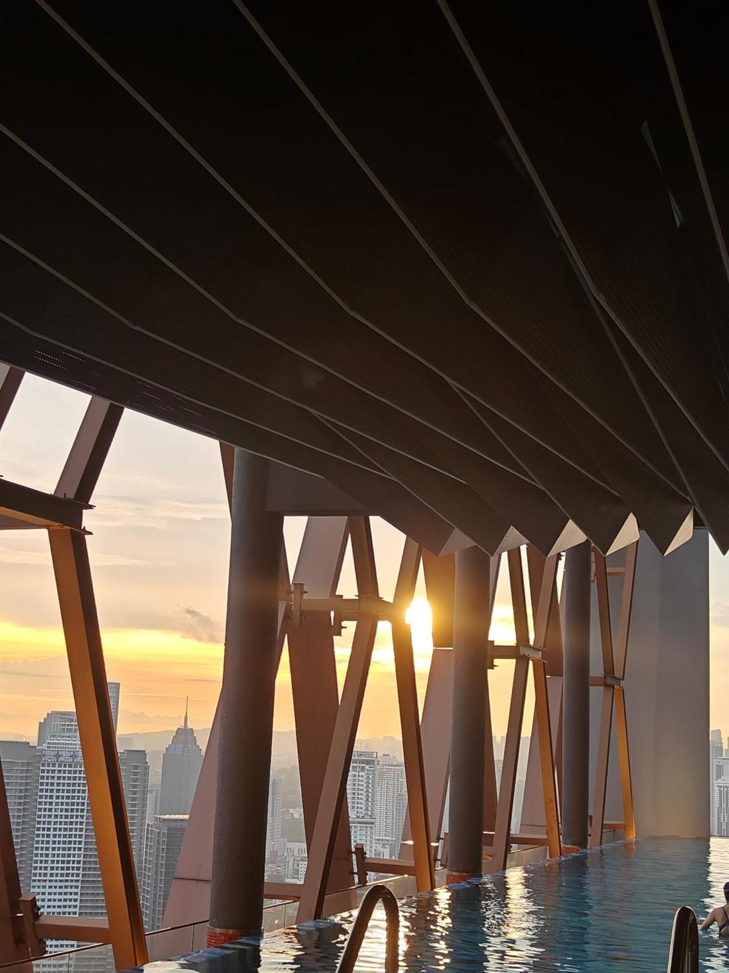 Scarletz Suites Twin Tower Klcc Kuala Lumpur By Okidoki Exteriér fotografie